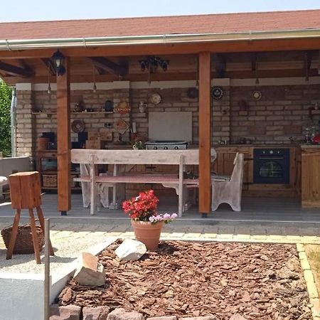 Gyoengyvirag Apartman Keszthely Εξωτερικό φωτογραφία