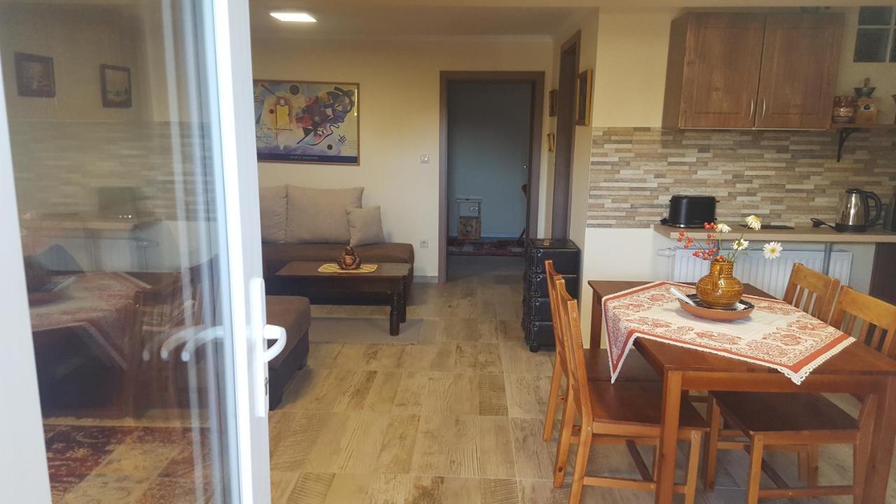 Gyoengyvirag Apartman Keszthely Εξωτερικό φωτογραφία