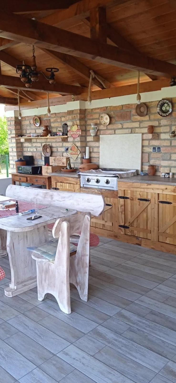 Gyoengyvirag Apartman Keszthely Εξωτερικό φωτογραφία